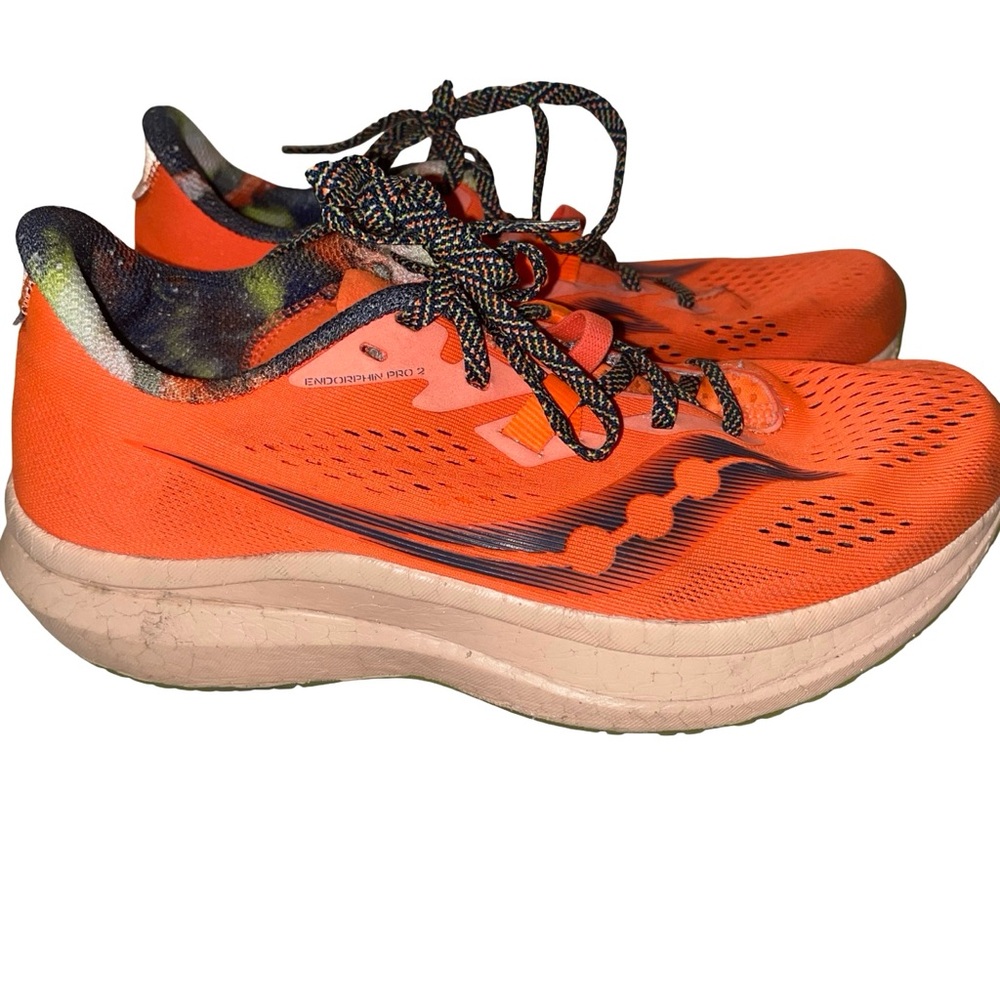 SAUCONY Endorphin Pro 2 Neon Orange Carbon Plated Shoe Performance Race W Sz 9